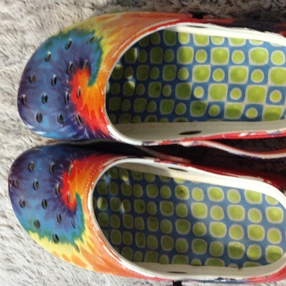 Crocs